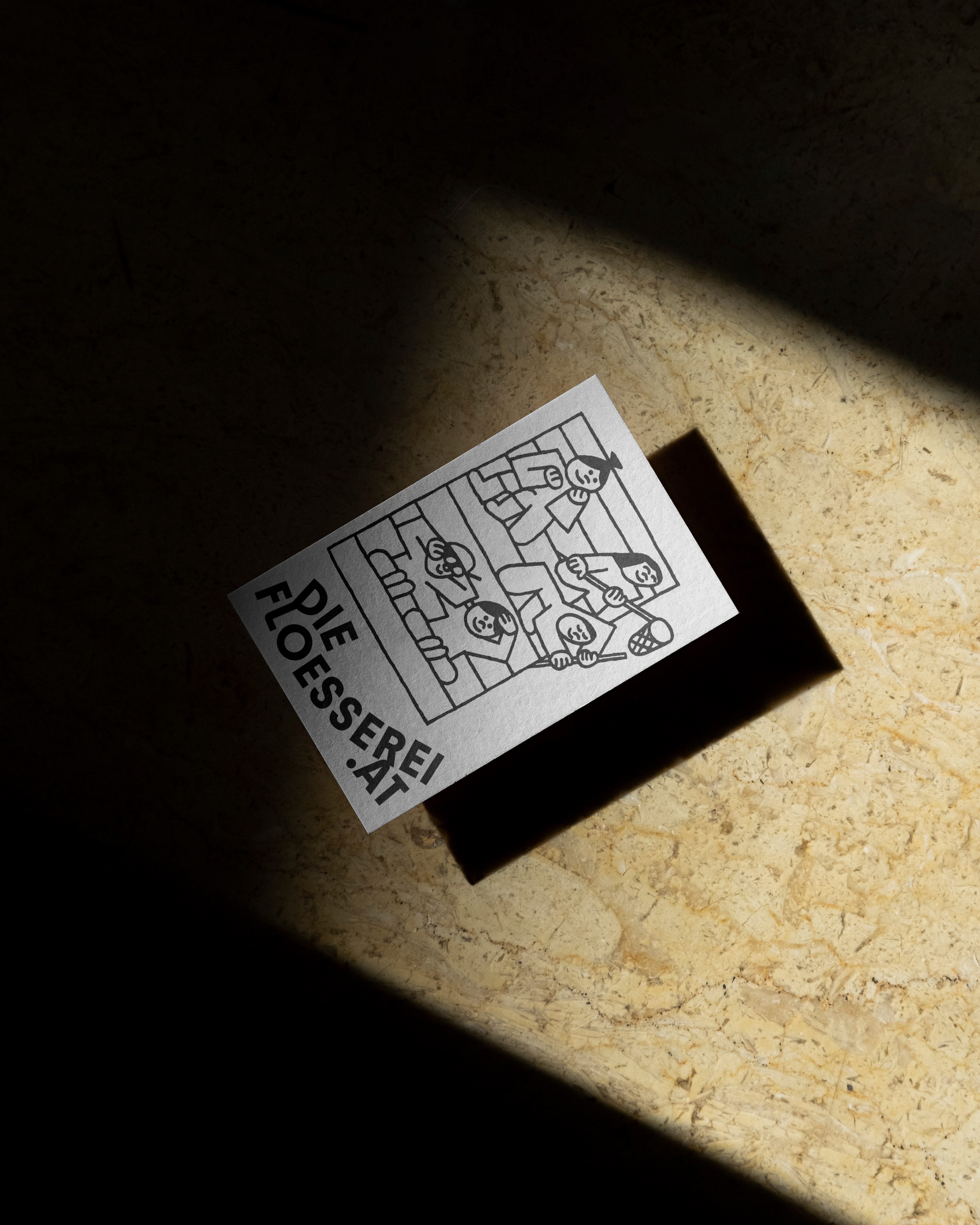 Business_Cards_15_Mockup_BYLD34